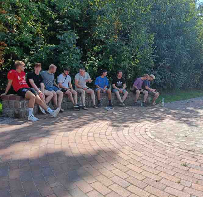 Mittagessen im Freien Mittagessen im Freien