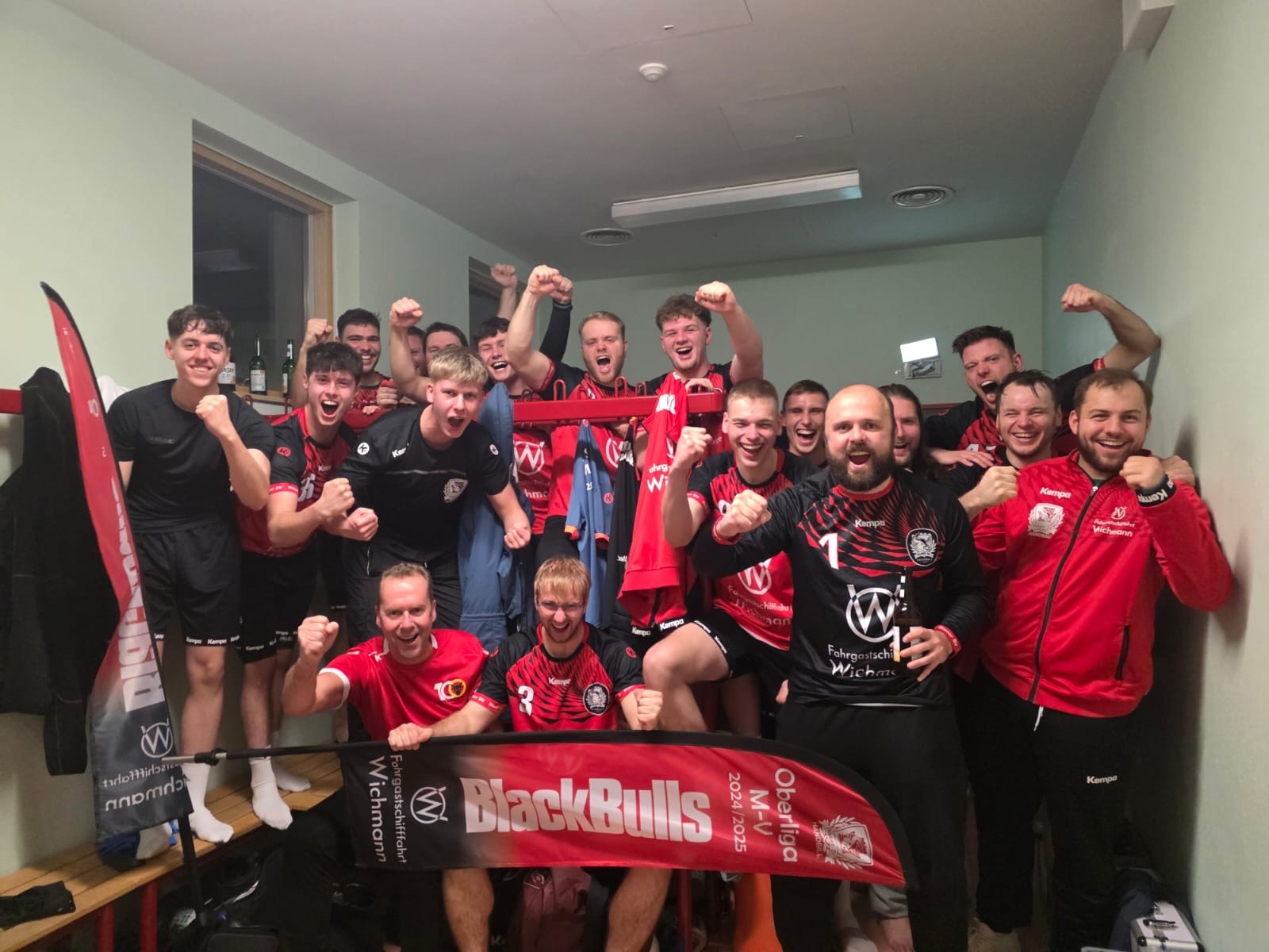 1. Männer mit Remis in letzter Sekunde