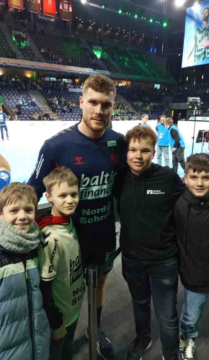 Bild mit Johannes Golla